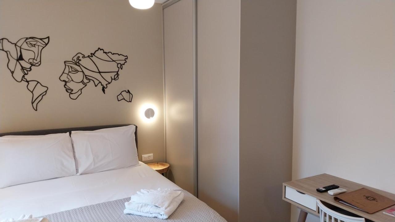 Uni Island - City Heart Suites Kandiye Dış mekan fotoğraf