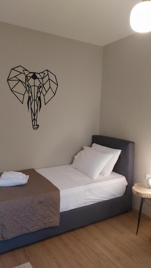 Uni Island - City Heart Suites Kandiye Dış mekan fotoğraf