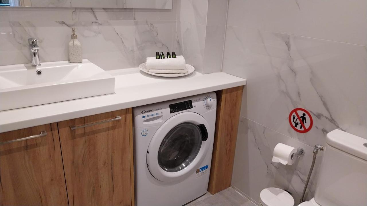 Uni Island - City Heart Suites Kandiye Dış mekan fotoğraf