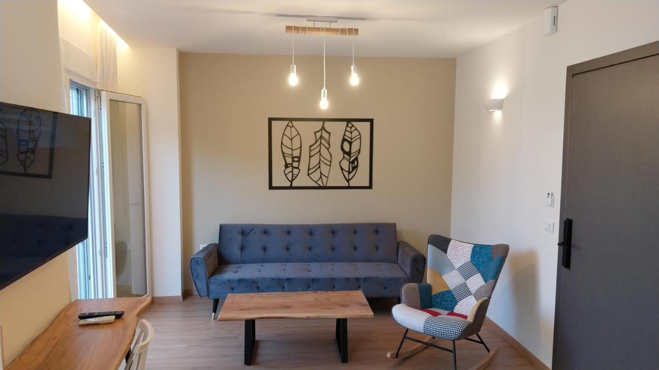 Uni Island - City Heart Suites Kandiye Dış mekan fotoğraf