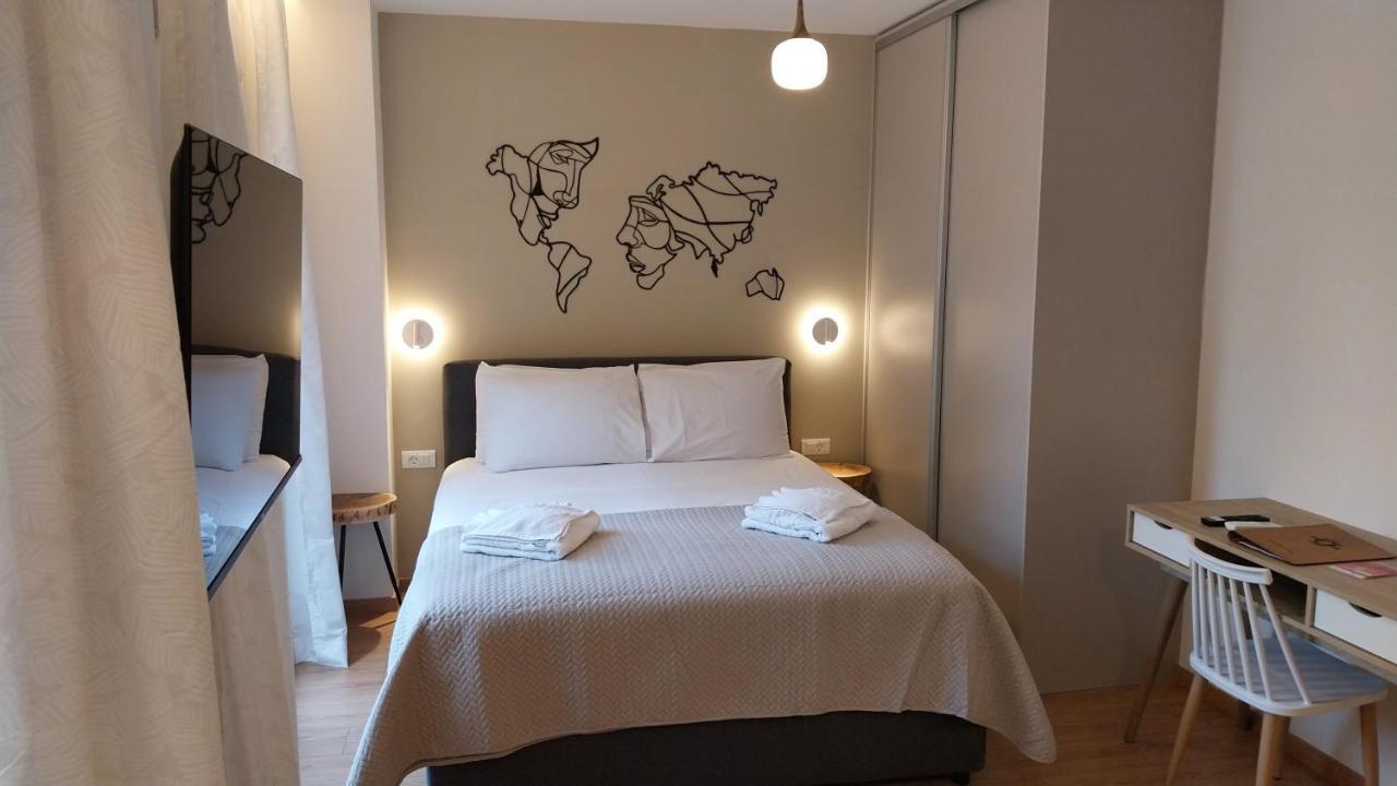 Uni Island - City Heart Suites Kandiye Dış mekan fotoğraf