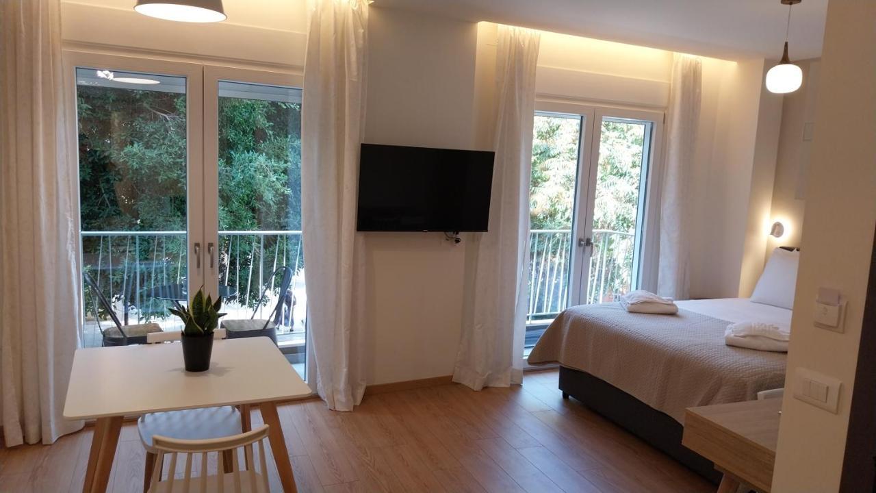 Uni Island - City Heart Suites Kandiye Dış mekan fotoğraf