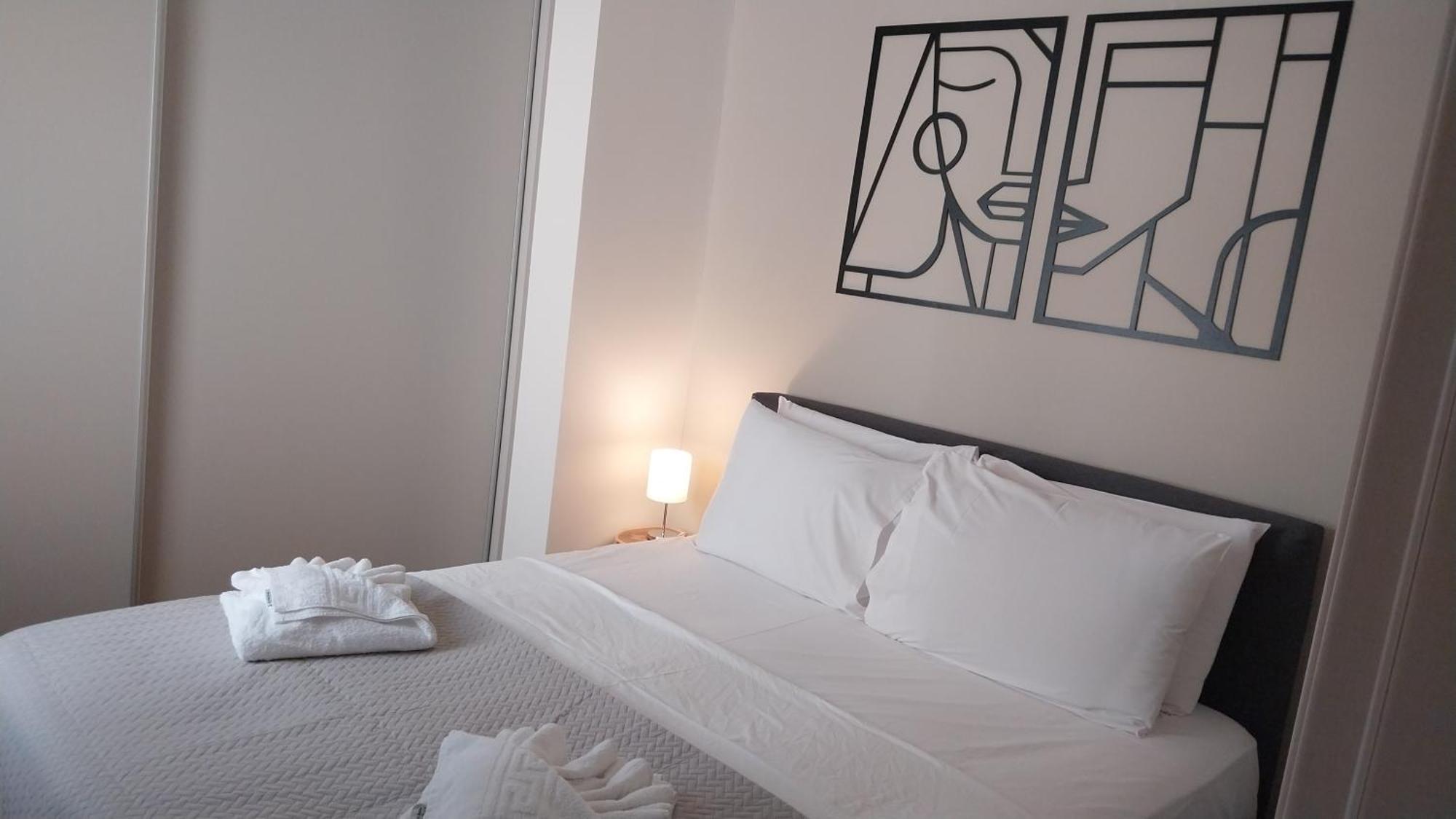 Uni Island - City Heart Suites Kandiye Dış mekan fotoğraf
